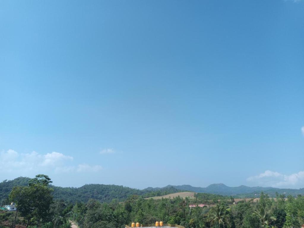 Misty Coorg Greens マディケーリ エクステリア 写真